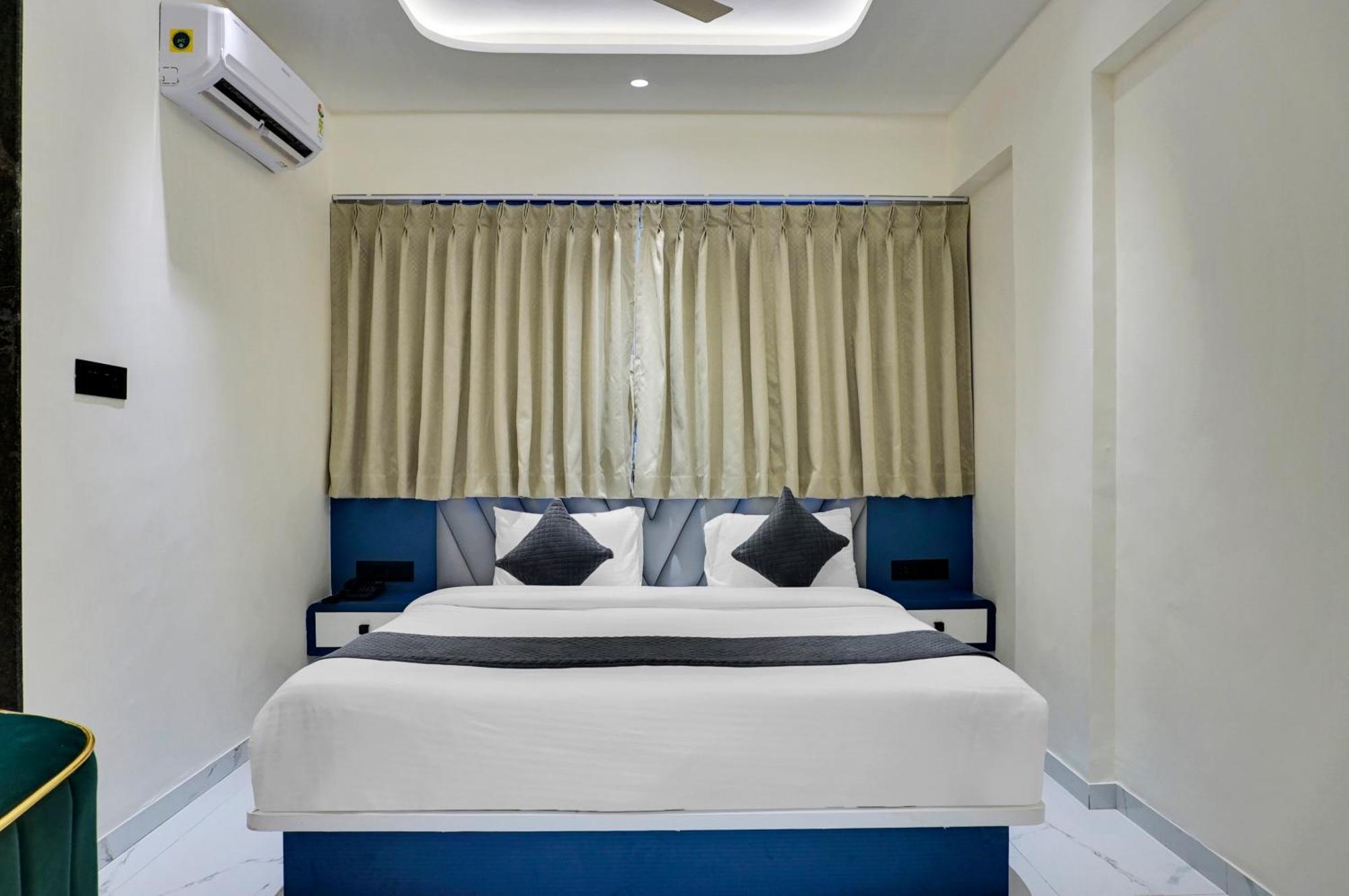 Palm Suites Baner- Indian Nationals Only Pune Luaran gambar