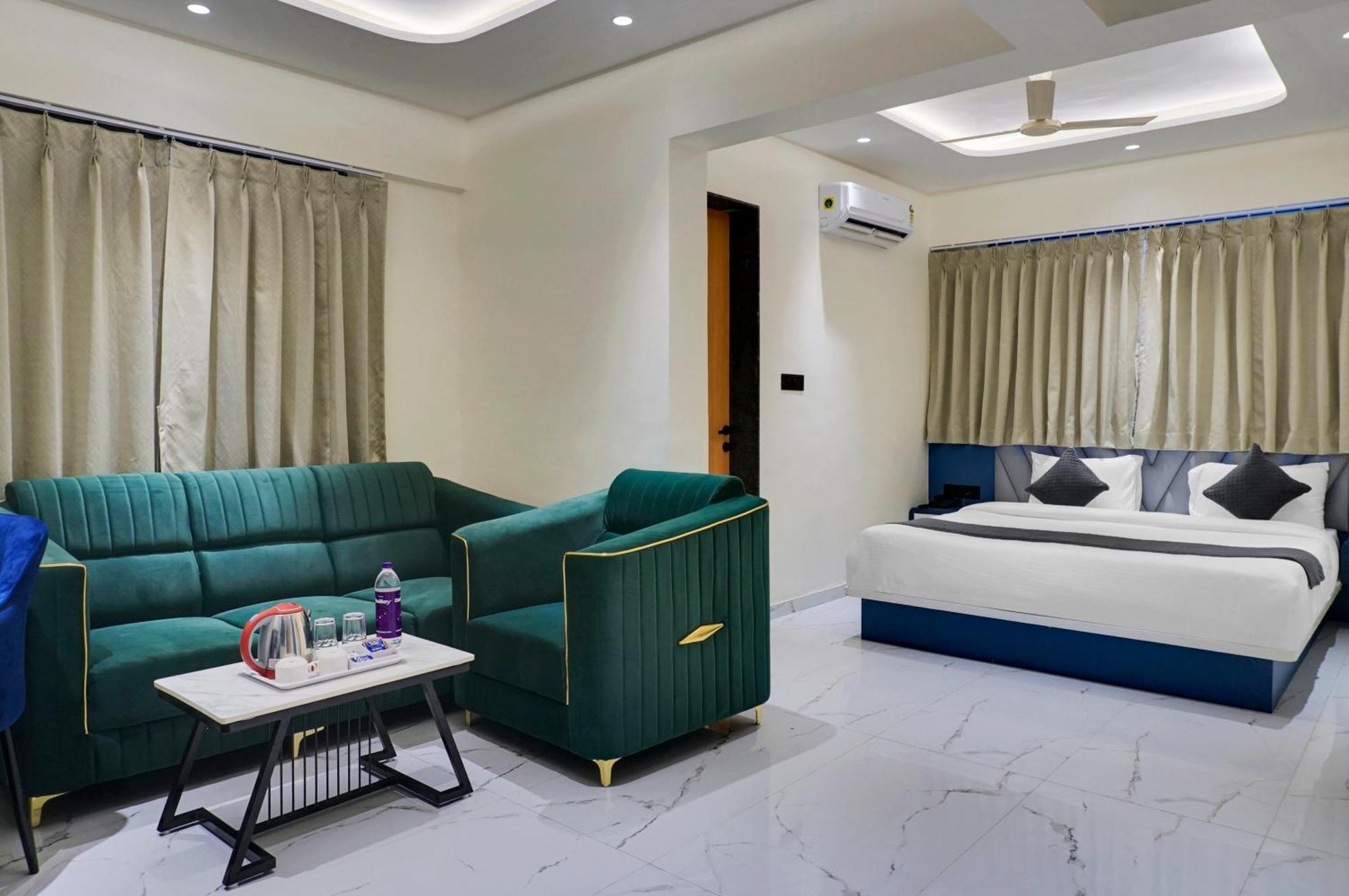 Palm Suites Baner- Indian Nationals Only Pune Luaran gambar